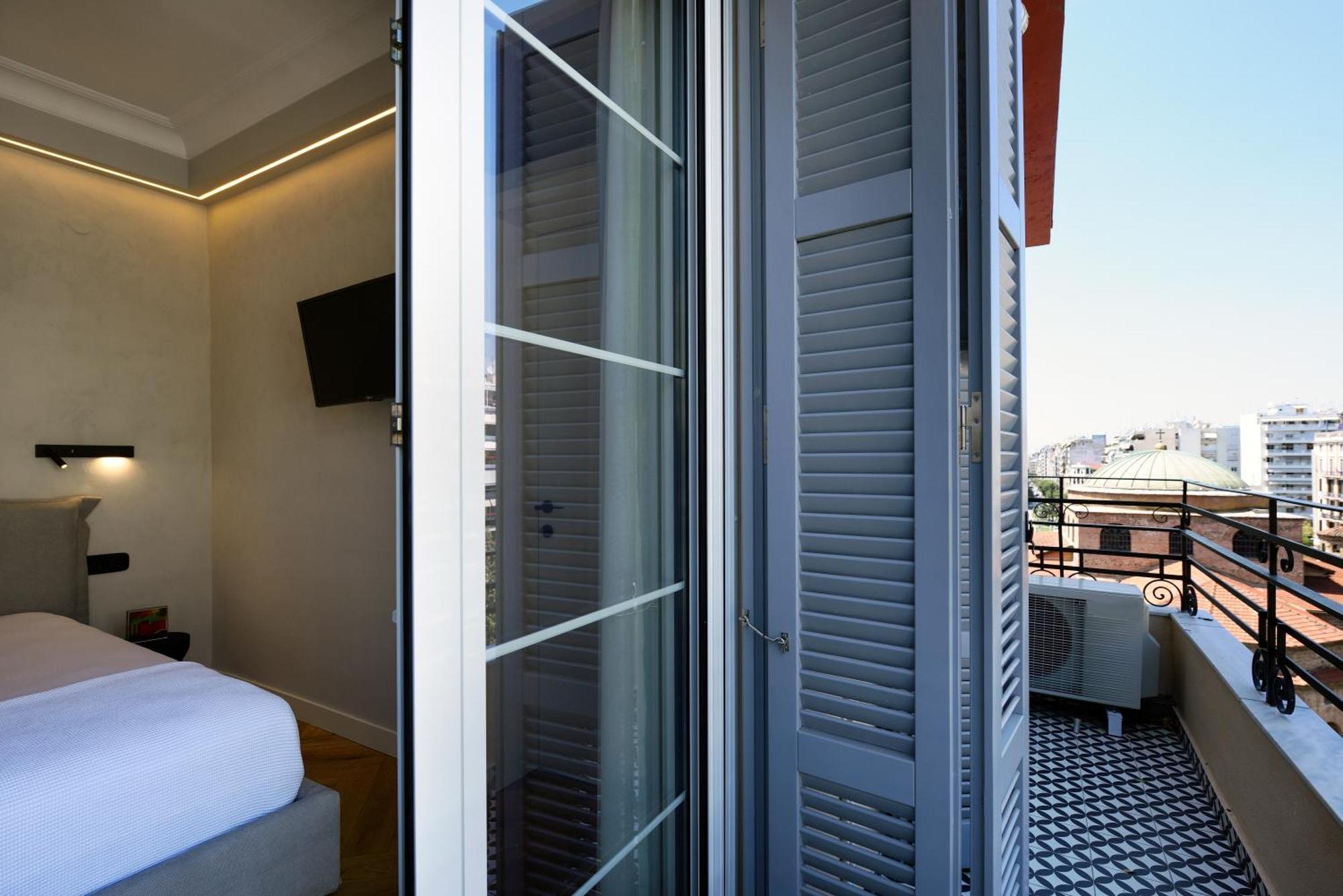 King Apartment Thessaloniki By Luxlikehome เทสซาโลนิกิ ภายนอก รูปภาพ
