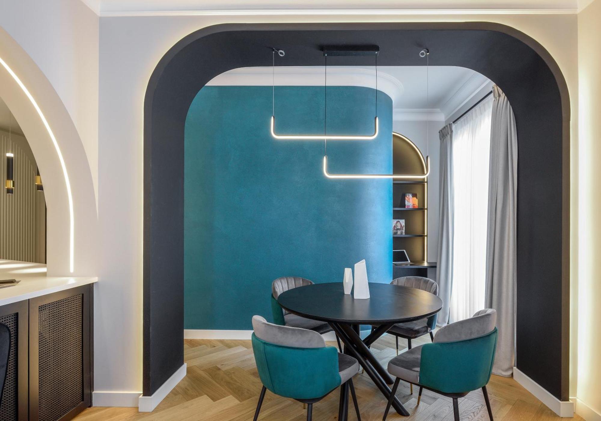 King Apartment Thessaloniki By Luxlikehome เทสซาโลนิกิ ภายนอก รูปภาพ