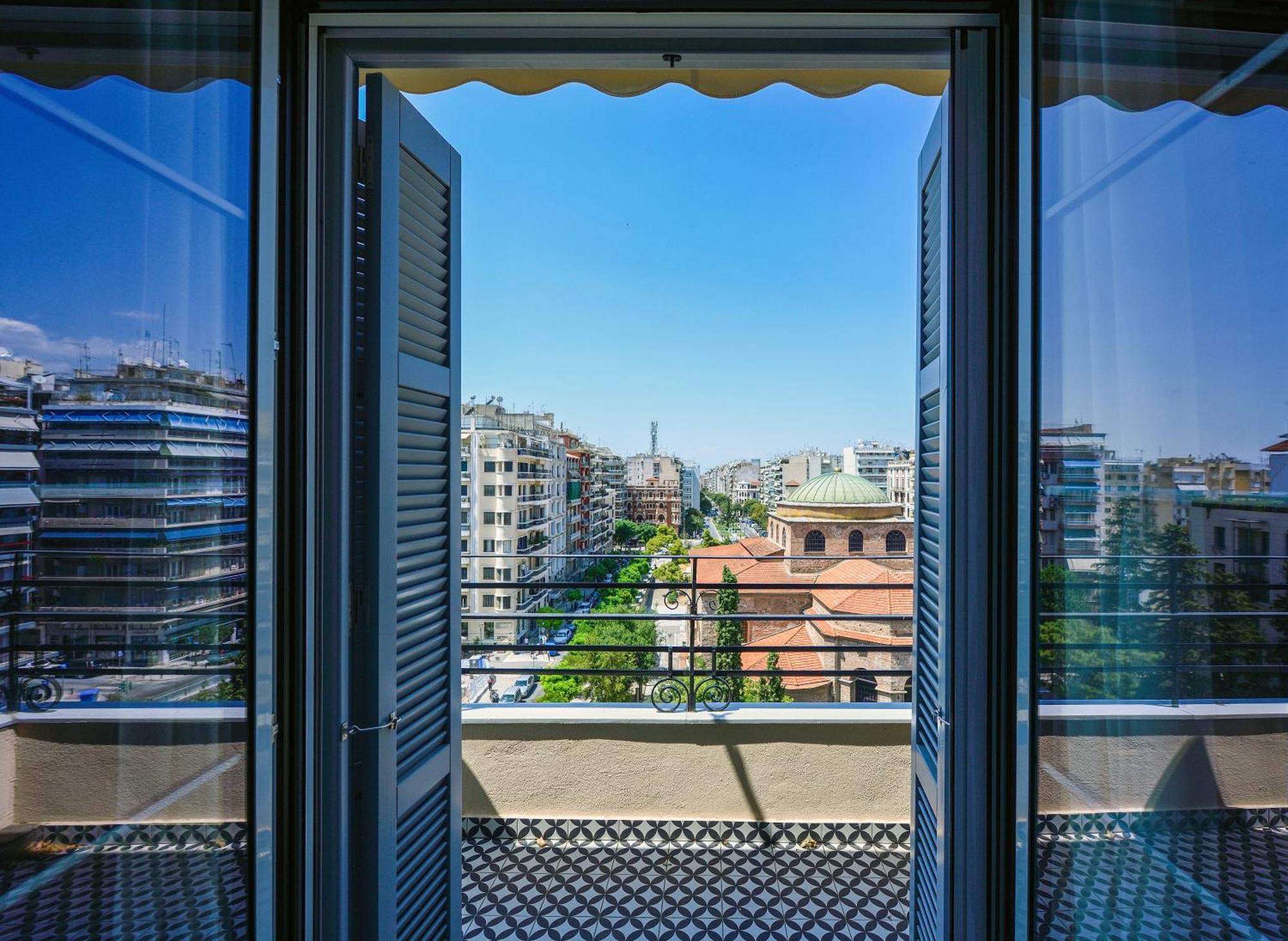 King Apartment Thessaloniki By Luxlikehome เทสซาโลนิกิ ภายนอก รูปภาพ