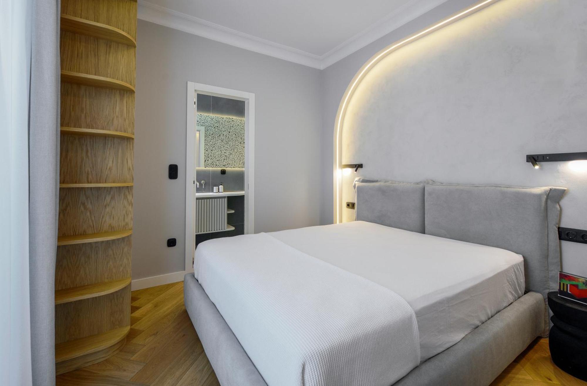 King Apartment Thessaloniki By Luxlikehome เทสซาโลนิกิ ภายนอก รูปภาพ